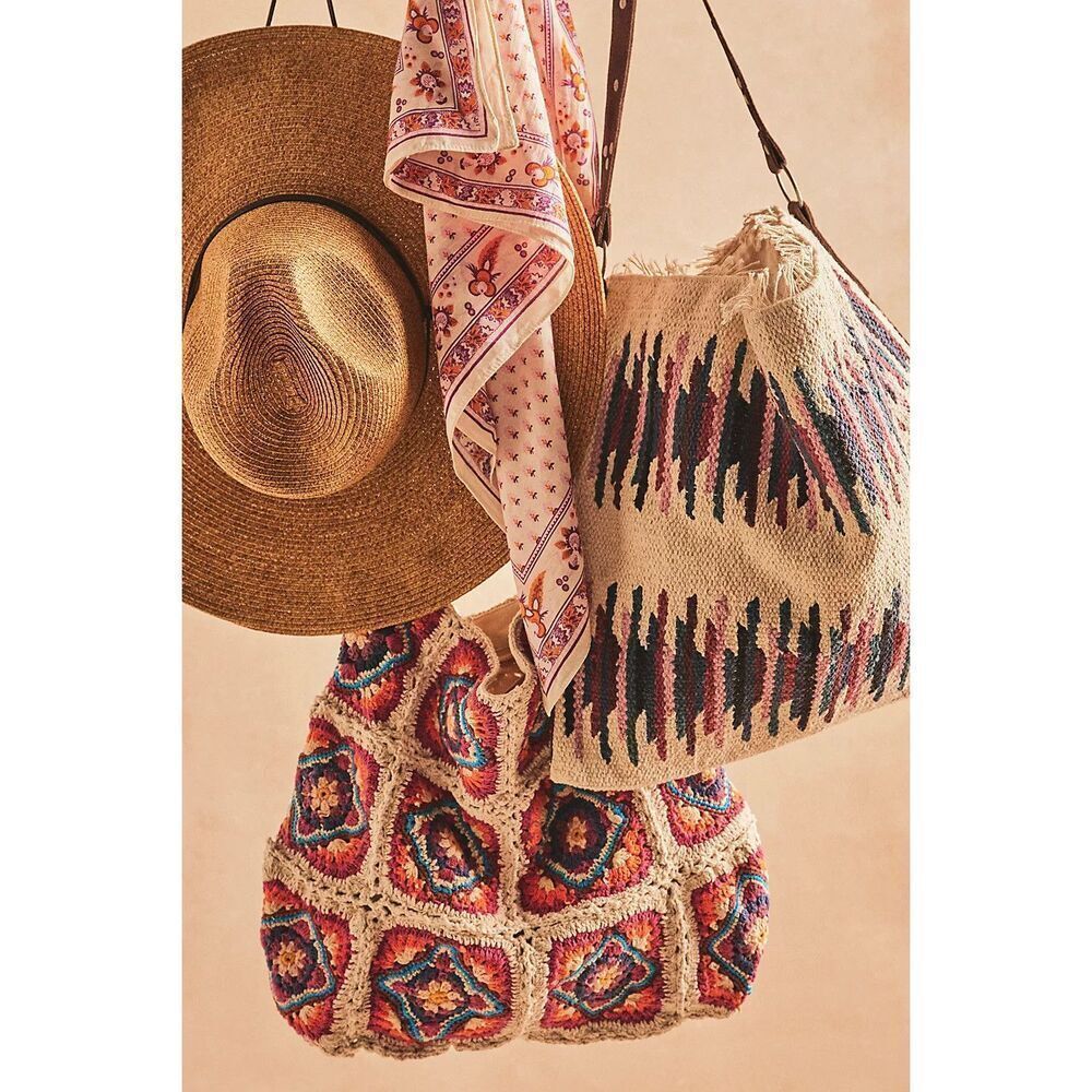 Free People Mixed And Mended Fringed Hobo Bag Leather Shoulder Strap NEW $128 - Picture 3 of 6